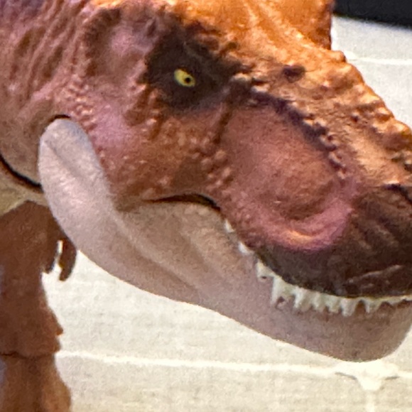 Jurassic World Legacy Collection T-Rex 18” tall Electronic Fully Working - Picture 3 of 9